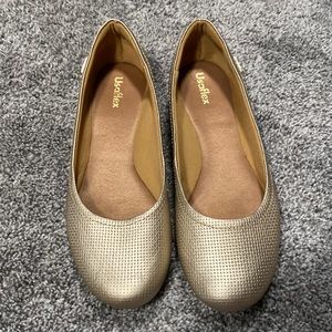 Usaflex Gold Flats